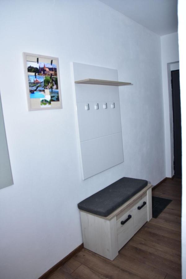 Apartament Dabe Hd Hunedoara Exterior photo